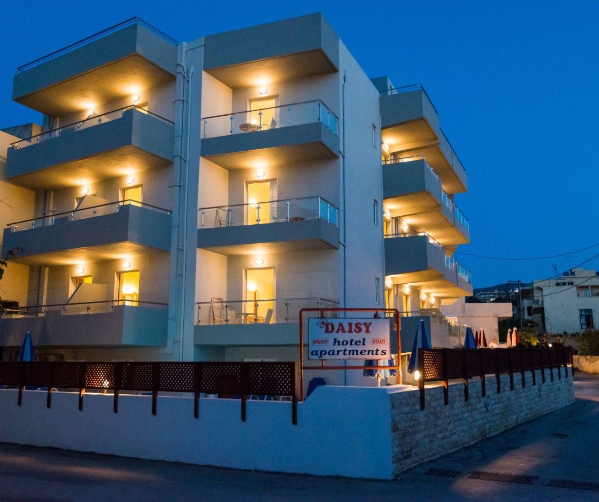 Daisy Hotel Apartments Rethymno  Exterior photo