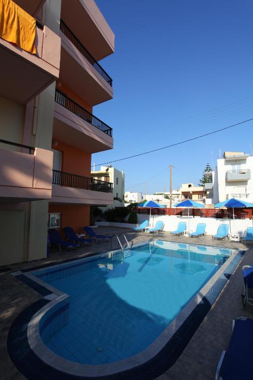 Daisy Hotel Apartments Rethymno  Exterior photo